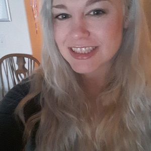 Meet your Posher, Tia